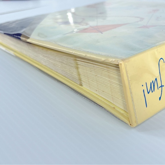 Disney Winnie The Pooh Photo Album Archival Quality Holds 200 4x6 photos w/memos - Picture 7 of 11